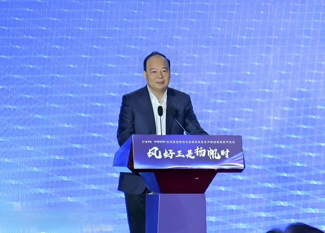 02-配文插圖-寧德時代董事長、總經理曾毓群發表致辭.png